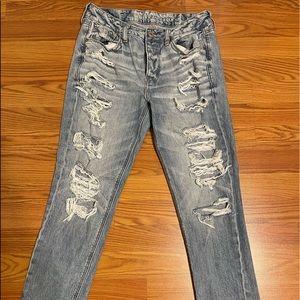 American Eagle Destressed Jean Size 4
